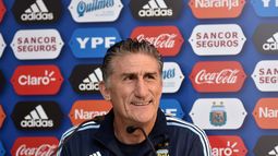 Bauza ya definió el equipo para enfrentar a Brasil