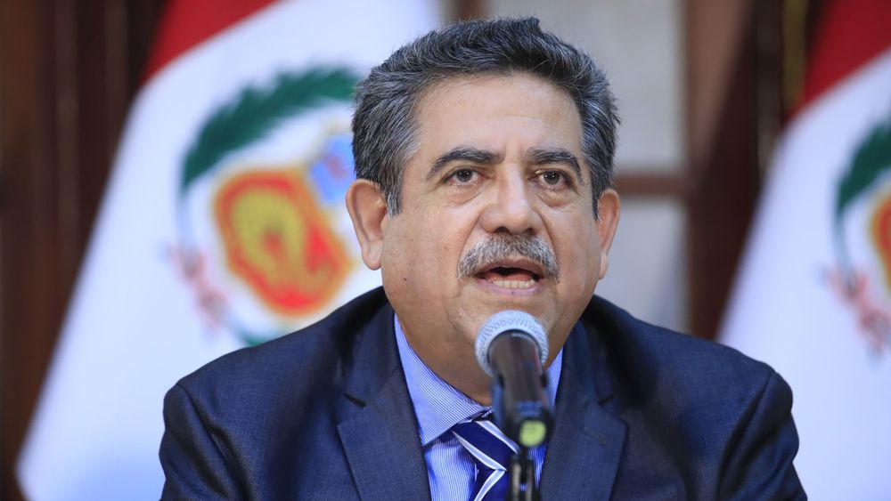 Jaqueado por el Congreso, Merino renunció a la Presidencia de Perú