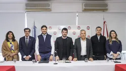 Los gobernadores radicales se reunieron en el Comité Nacional y comienza la carrera a 2027 Los gobernadores radicales se reunieron en el Comité Nacional y comienza la carrera a 2027