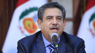 En Perú asumió Manuel Merino, el tercer­ presidente en cuatro años­