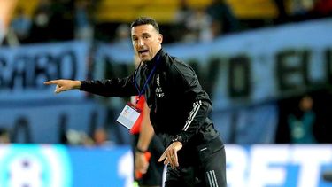 Scaloni citó de último momento a un jugador y busca el reemplazo de Messi