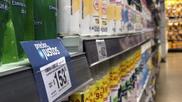 Milei anunció el cierre de la Secretaría de Comercio