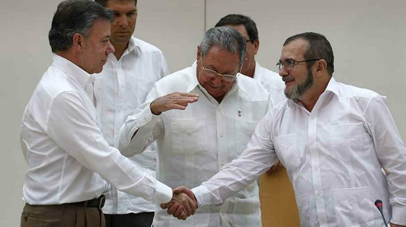 santos y la farc.jpg
