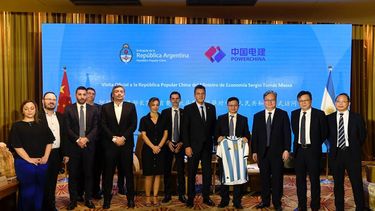 Massa acordó con empresas chinas el desembolso de U$S 924 millones