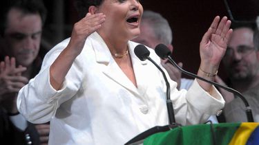 Brasil: votan este lunes elevación de juicio político a Dilma Rousseff