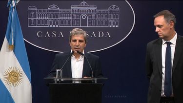 El Gobierno anunció que el lunes se levantará el cepo cambiario