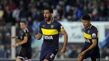 Boca reaccionó a tiempo y se llevó un empate de su visita a Tigre