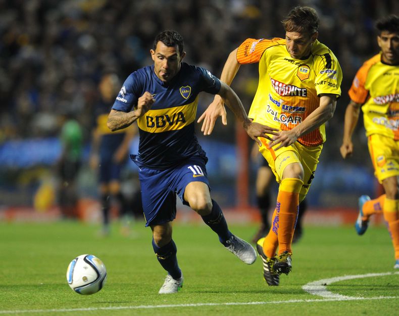 04-10-2015_buenos_aires_el_lder_boca.jpg