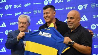 Jorge Almirón fue presentado como nuevo director técnico de Boca