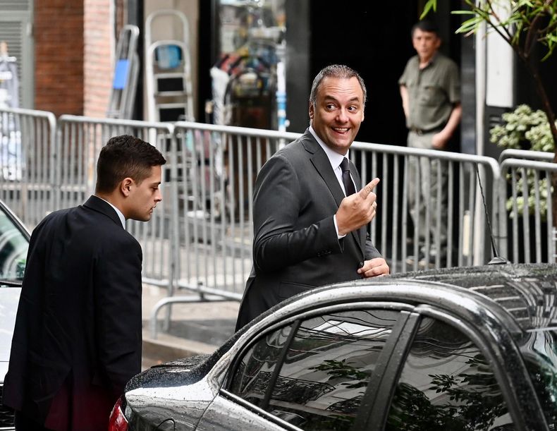 Manuel Adorni.jpg