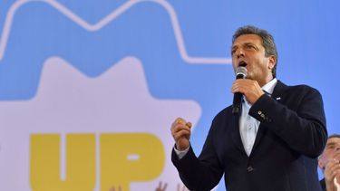El Gobierno se alinea detrás de Massa que prepara medidas económicas