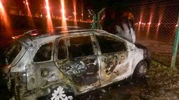 Violento ataque en Aldosivi: incendiaron autos de futbolistas y técnicos