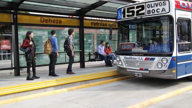 enero arranco con nuevos aumentos en colectivos y subtes