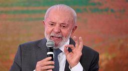 Lula salió de cuidados intensivos tras su cirugía intracraneal