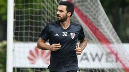 Scocco sufrió un desgarro y es otra baja en River