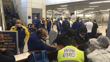 Serios incidentes con jugadores de Boca: demorados y gases lacrimígenos