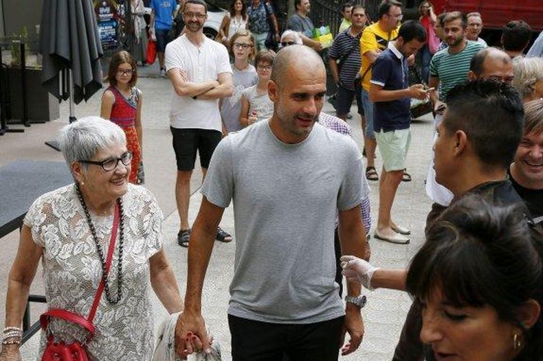 madre de guardiola.jpg