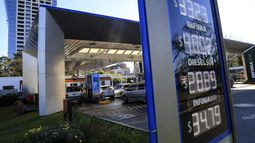 YPF y Shell bajarán las naftas 1% y el gas oil 2% desde este martes