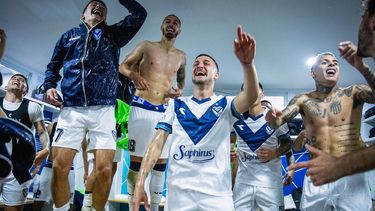 Vélez venció a Argentinos y es el primer finalista de la Copa de la Liga