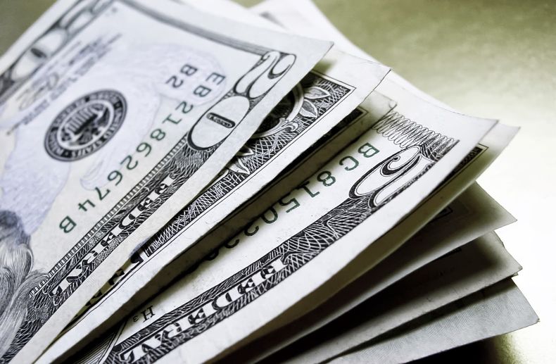 dolar.jpg