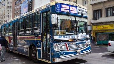 hay acuerdo salarial en el conflicto con choferes de colectivos y se desactiva el paro