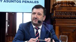 La justicia de Paraguay detuvo a Kueider y empezó el proceso para extraditarlo