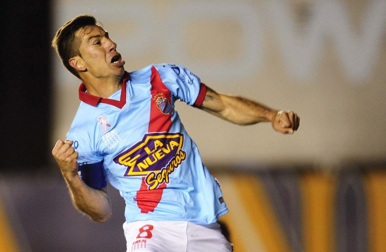 03-11-2015_buenos_aires_-_arsenal_le.jpg