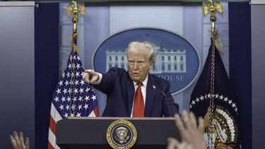 Trump suspende las negociaciones comerciales con Canadá