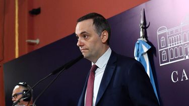 El Salario Mínimo Vital y Móvil será $180.000 en febrero y $202.800 en marzo