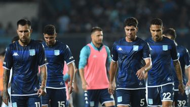 Racing fue goleado por Atlético Tucumán y sumó cuatro encuentros sin ganar
