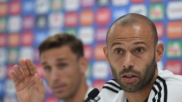 Mascherano aseguró que es normal la relación con Sampaoli