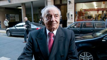 Comercio consiguió un nuevo aumento y el básico llegó a $858.200