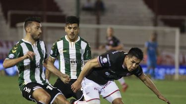 Huracán goleó a Banfield y cosechó su segundo triunfo seguido
