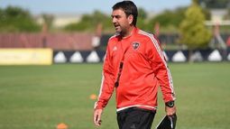 Internaron a Diego Osella, el DT de Newell´s, por una arritmia