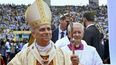 el papa leon xiv fue operado con exito de un tumor maligno