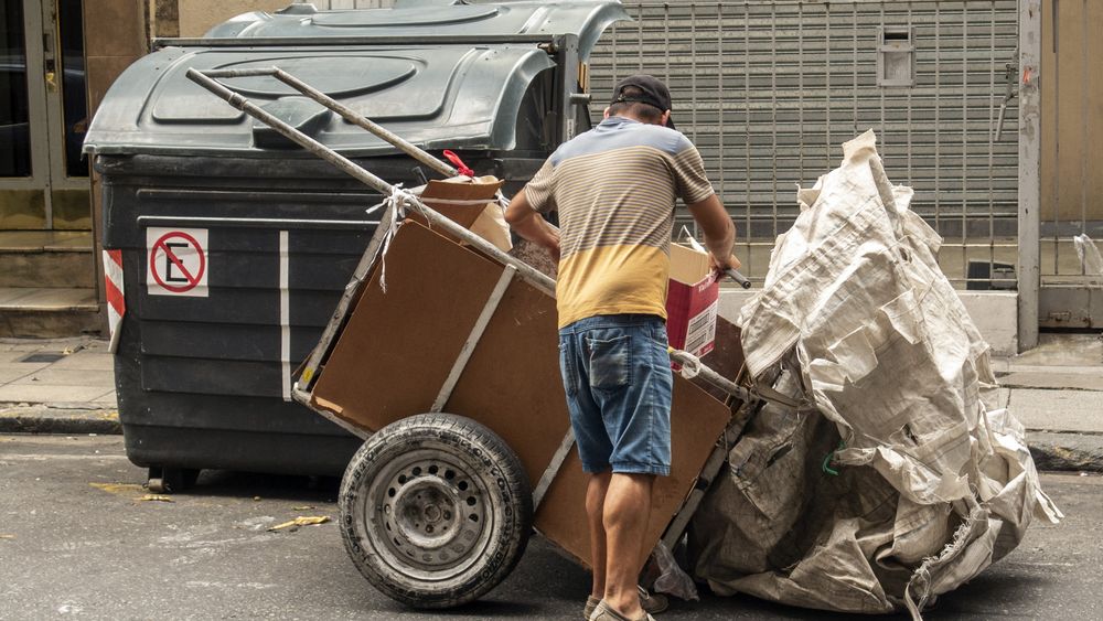 La pobreza cayó en el segundo semestre y cerró 2025 en 28,2%, según el INDEC La pobreza cayó en el segundo semestre y cerró 2025 en 28,2%, según el INDEC