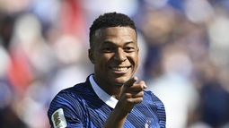 Mundial: Francia impuso su jerarquía en la primera fecha y derrotó a Senegal