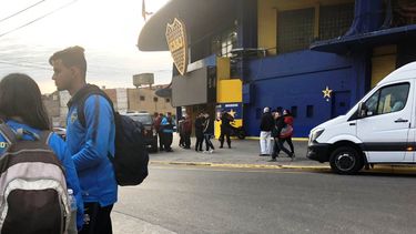 Evacuaron la Bombonera por una amenaza de bomba