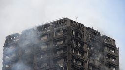 Trágico incendio en un edificio en Londres: 17 muertos