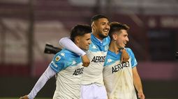 Racing le ganó 1-0 a Lanús y le arrebató a Boca la cima de la Liga