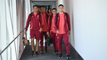 River ya está en Chile para un duelo clave ante Colo Colo en la Libertadores