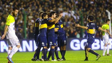 Boca derrotó a Sarmiento y es el único líder del torneo local