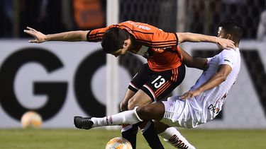River la pasó mal en Ecuador, pero consiguió la clasificación