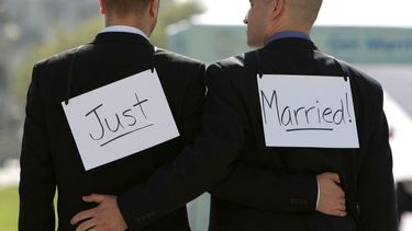 Registran primer matrimonio gay en Rusia por error