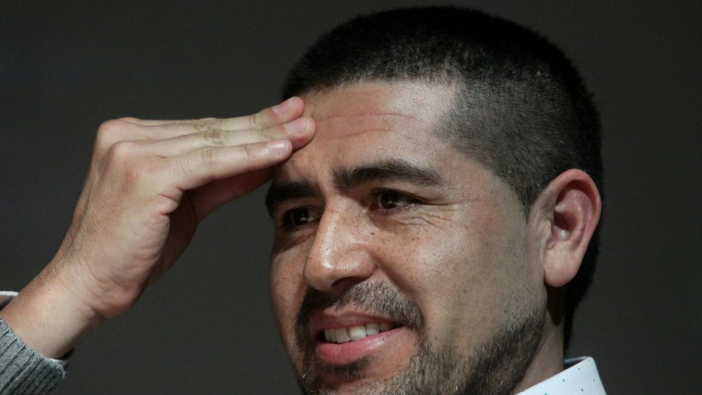 Los nombres de Riquelme para suceder a Alfaro y posibles refuerzos
