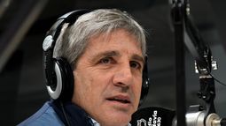Caputo negó una devaluación y detalló condiciones para levantar el cepo