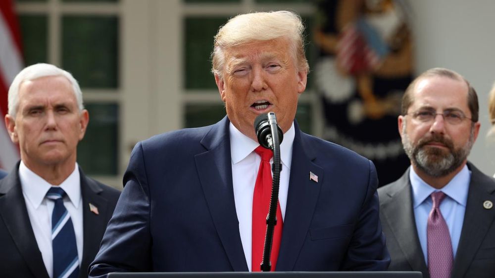 Trump se entregó a la Justicia en Atlanta y luego fue liberado