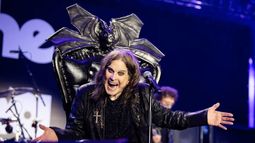 Murió a los 76 años Ozzy Osbourne, el cantante de Black Sabbath