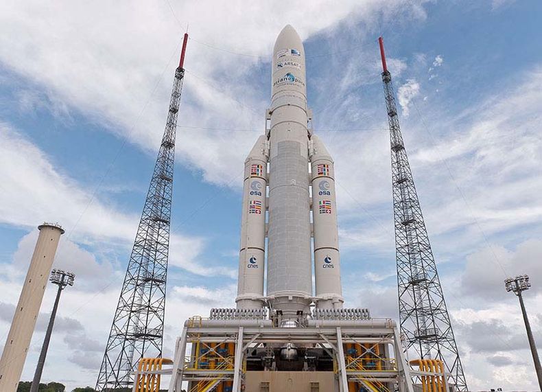 satelite Arsat