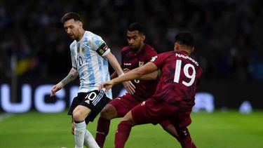 Eliminatorias: la Selección empató con Venezuela, pero sigue como único líder